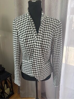 Donna Morgan Black and White Houndstooth Blazer